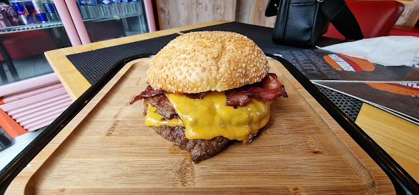 Restaurant Peakyy Burgers à Dudelange, Luxembourg