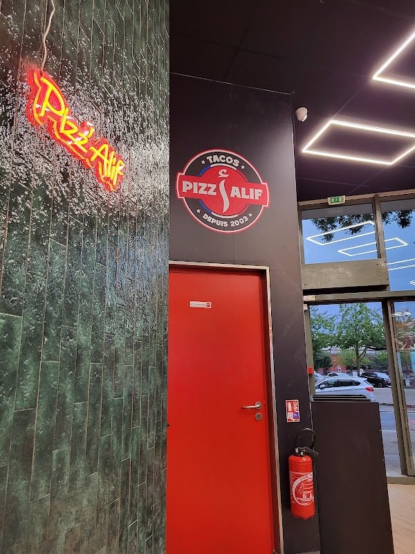 Restaurant Pizzalif St Priest à Saint-Priest, France