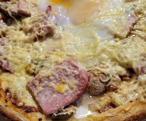 Restaurant Pizzeria Le Grenier à Tourcoing, France