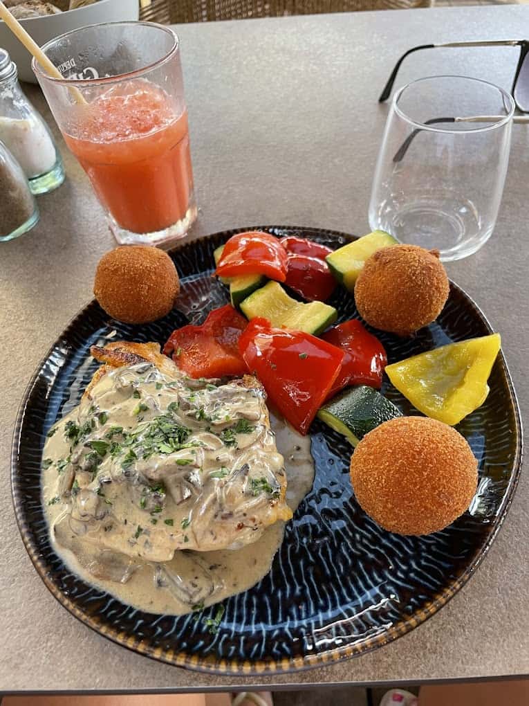 Restaurant Playa Baggia à Porto-Vecchio, France