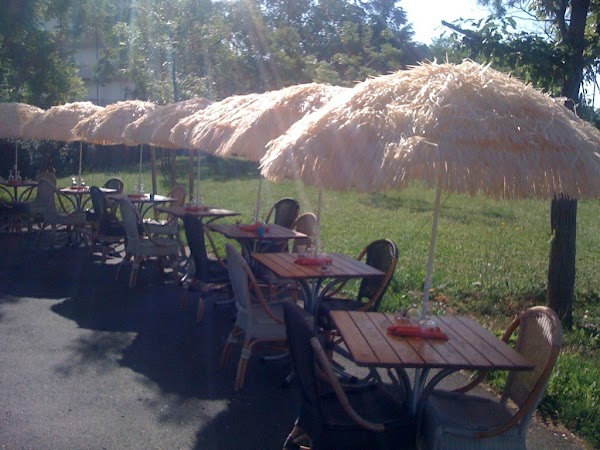 Restaurant Poivre Et Sel à Niort, France