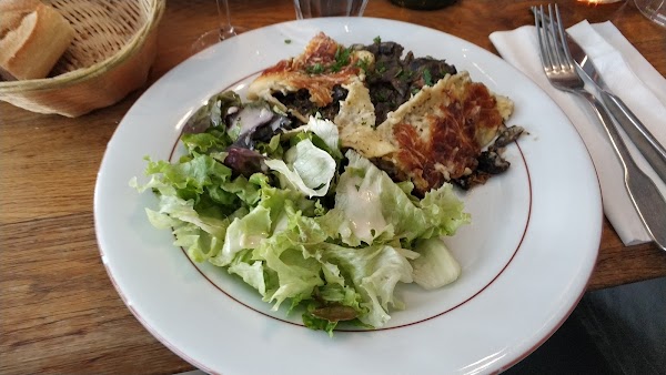 Restaurant Re-Naissance à Montreuil, France