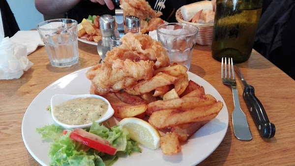 Restaurant Re-Naissance à Montreuil, France
