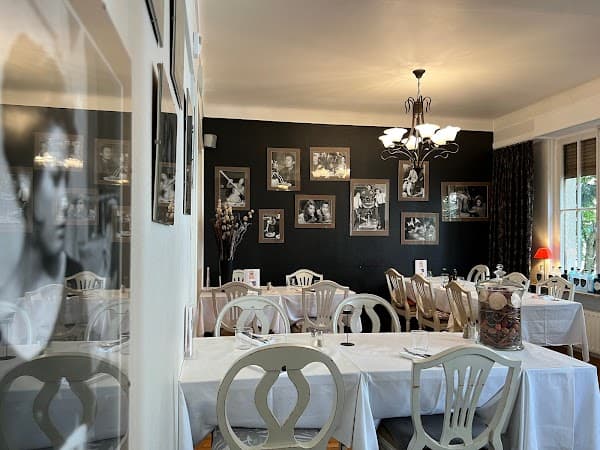 Restaurant Ambiente (Pizzeria Grillades) à Luxembourg, Luxembourg