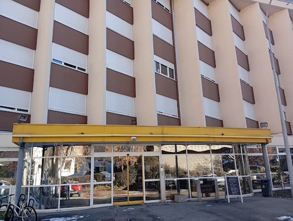 Restaurant de la Résidence Jean Baghe à Saint-Jean-de-Maurienne, France