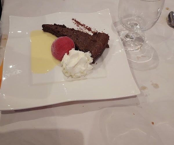 Restaurant Des Balmes Le Tahiti à Romans-sur-Isère, France