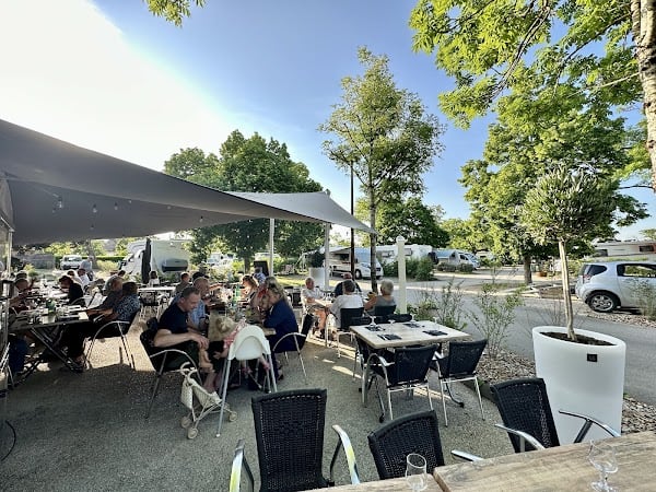 Restaurant du camping Les 100 Vignes à Beaune, France