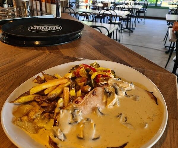 Restaurant du camping Les 100 Vignes à Beaune, France