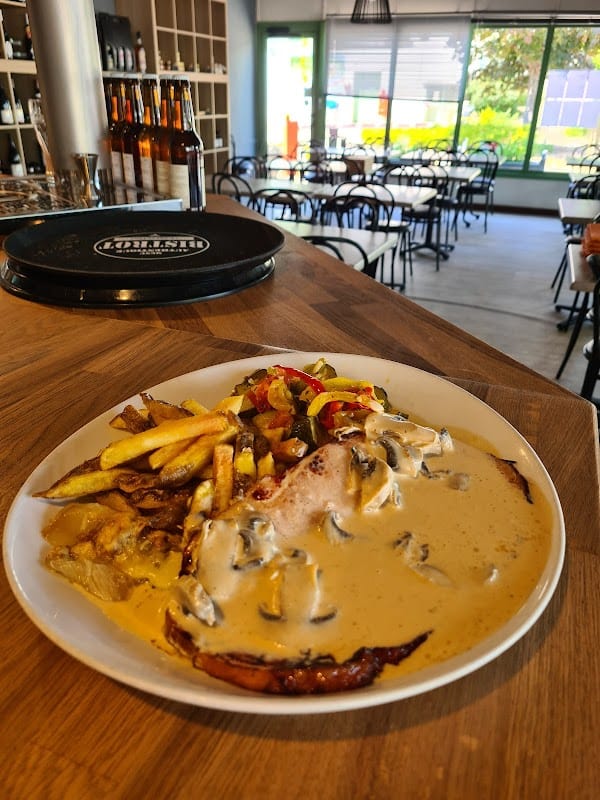 Restaurant du camping Les 100 Vignes à Beaune, France