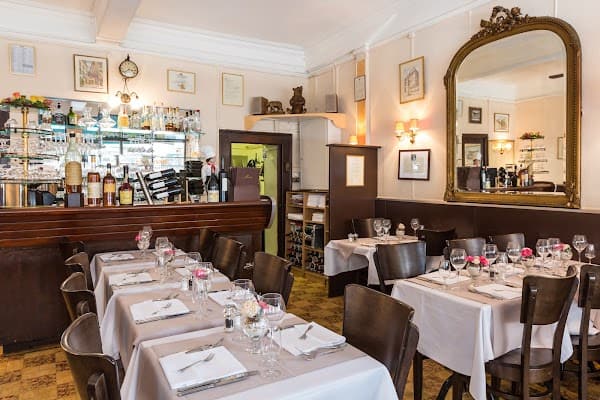 Restaurant Entrecôte Couronnée à Genève, Suisse