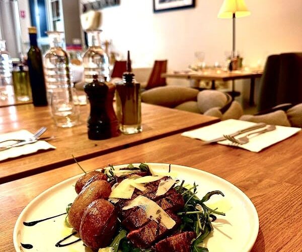 Restaurant ERA ORA MAISON TOSCANE à Uzès, France