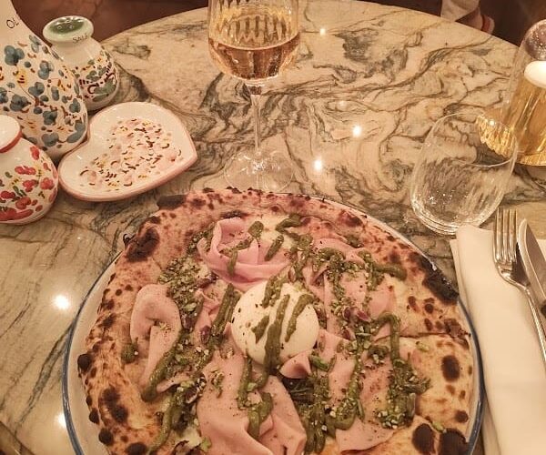 Restaurant et bowling Cosa Papa à Megève, France