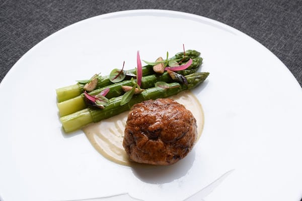 Restaurant La Cabro d’Or Baumanière à Les Baux-de-Provence, France