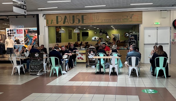 Restaurant La Pause – Brasserie, crêperie, salon de thé Centre Commercial Carrefour Libourne à Libourne, France