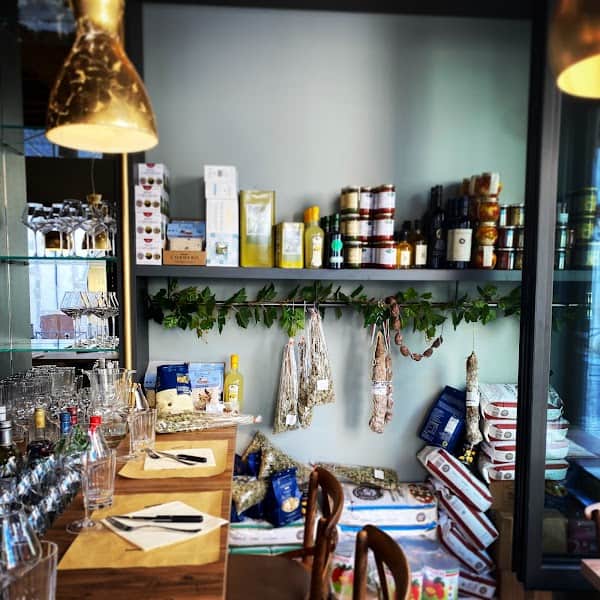 Restaurant La Roma Beaune à Beaune, France