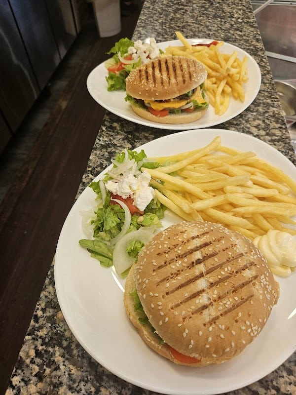 Restaurant Le Montreau à Montreuil, France