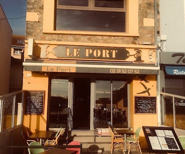 Restaurant Le Port à Les Sables-d'Olonne, France