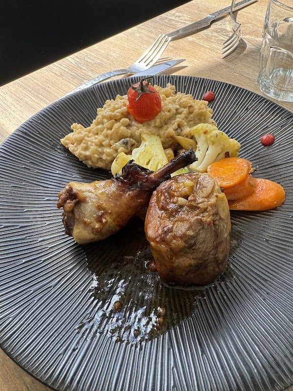 Restaurant Le Repaire/Rooftop à Voiron, France