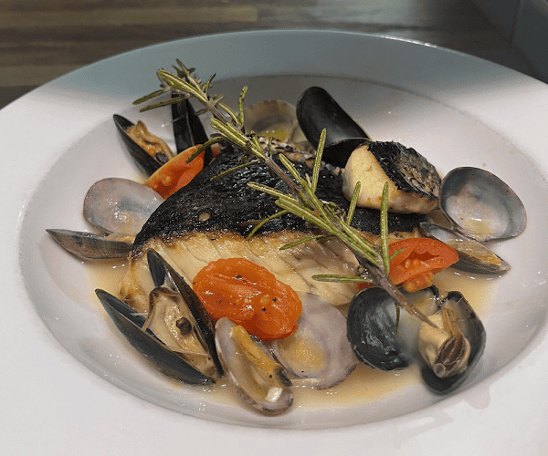 Restaurant Le Saint-Laurent à Montreuil, France