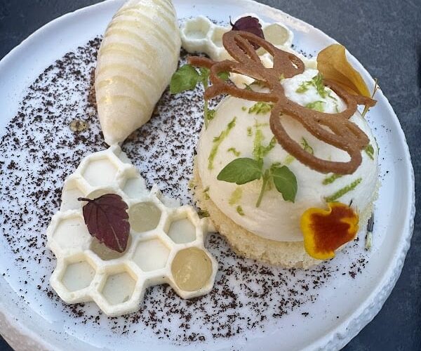 Restaurant Les Flots à La Rochelle, France