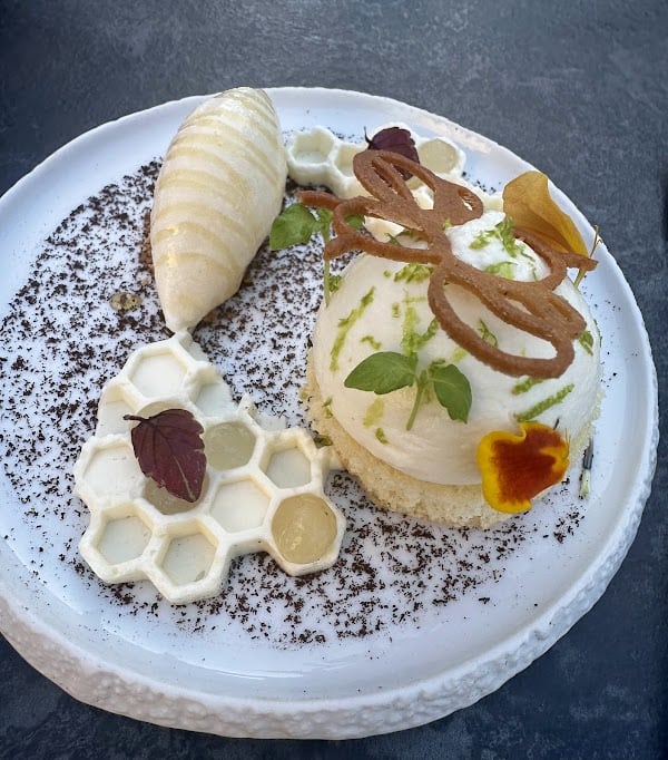 Restaurant Les Flots à La Rochelle, France