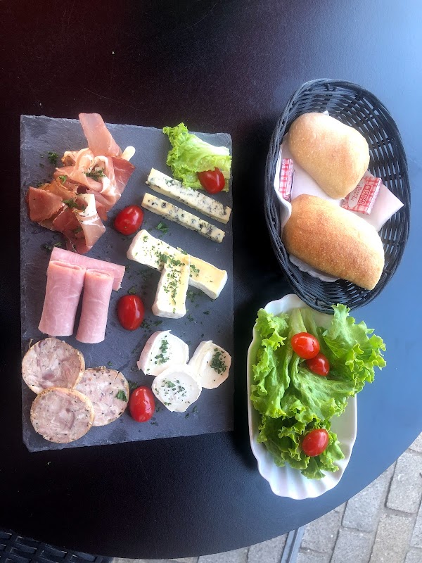 Restaurant Les Grands Voyageurs à Concarneau, France