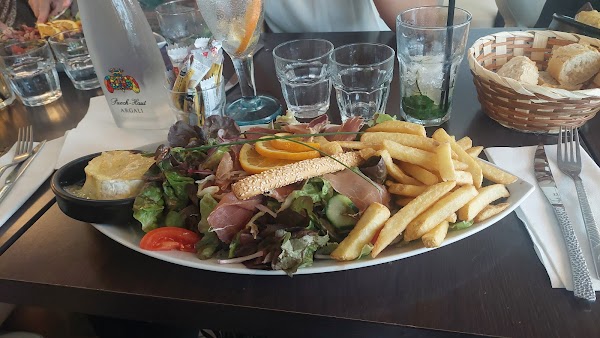 Restaurant Les Roches Marines à Le Cap d’ Agde, France