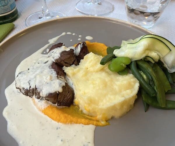 Restaurant L’estanquet à Saint-Maximin, France