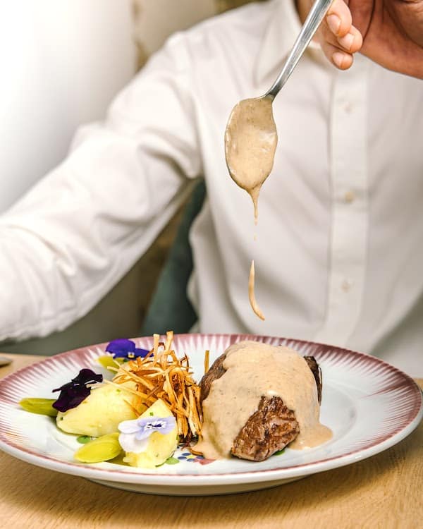 Restaurant l’inédit à Lunel-Viel, France