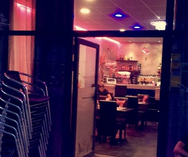 Restaurant Naïri à Échirolles, France