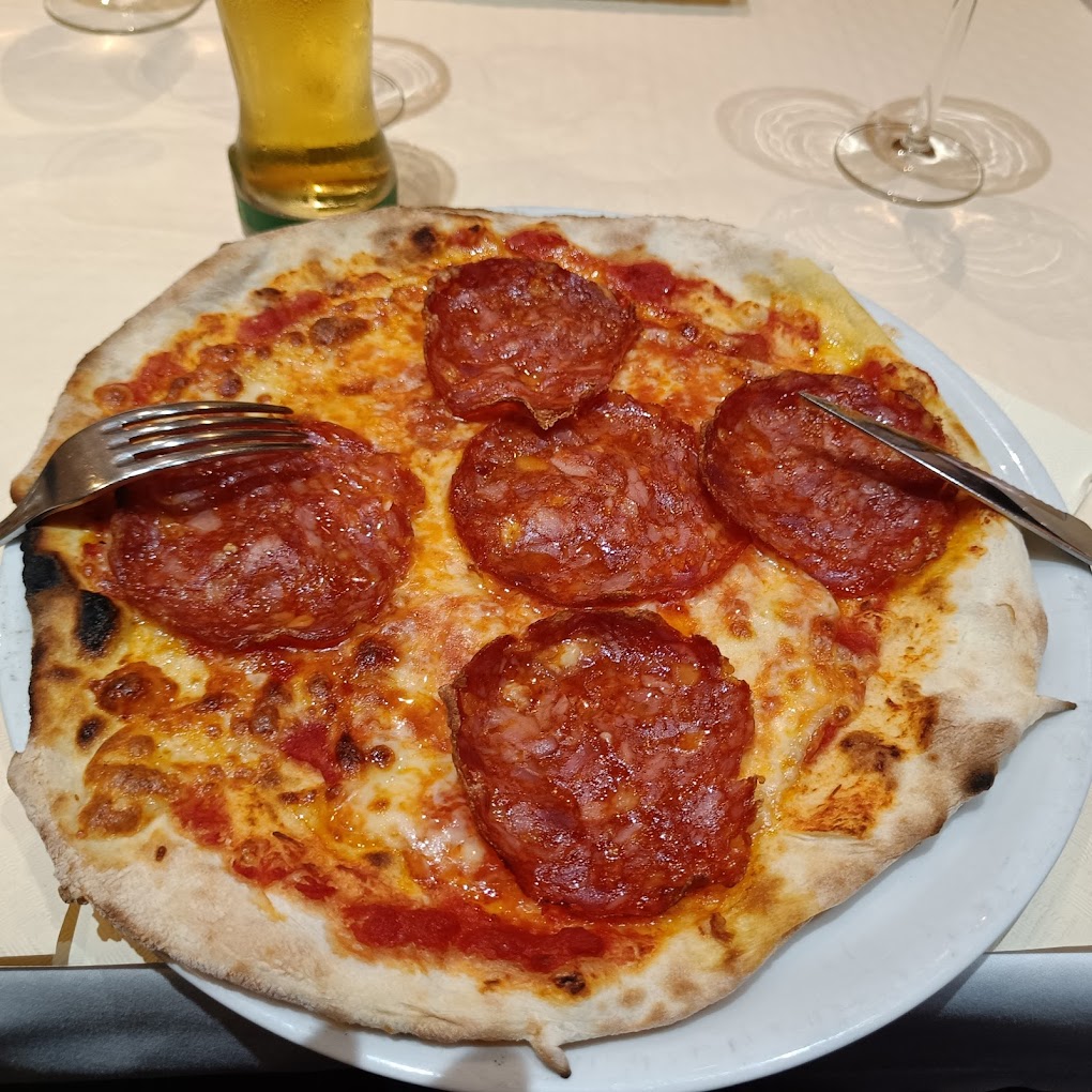 Restaurant-Pizzeria Bacchus SA à Luxembourg (Ville), Luxembourg