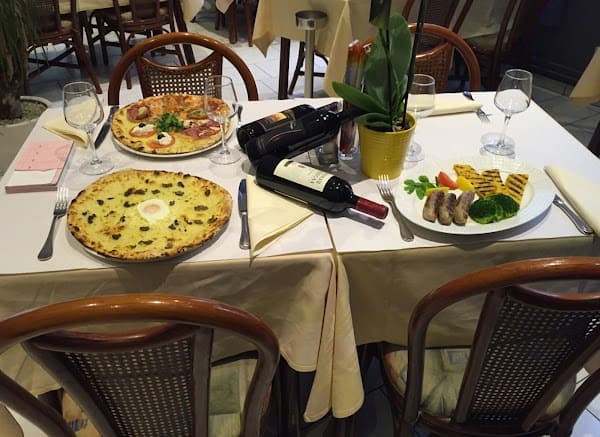 Restaurant-Pizzeria Bacchus SA à Luxembourg, Luxembourg