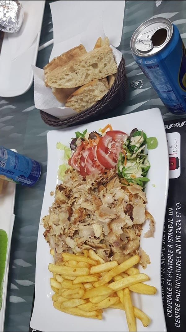 Restaurant Taksim à Saint-Priest, France