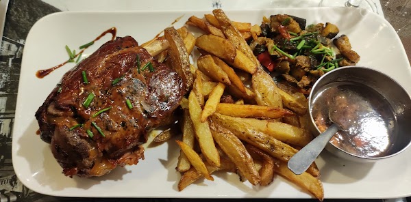 Restaurant – Trattoria – Le Point Chaud – Pizzeria à Digne-les-Bains, France