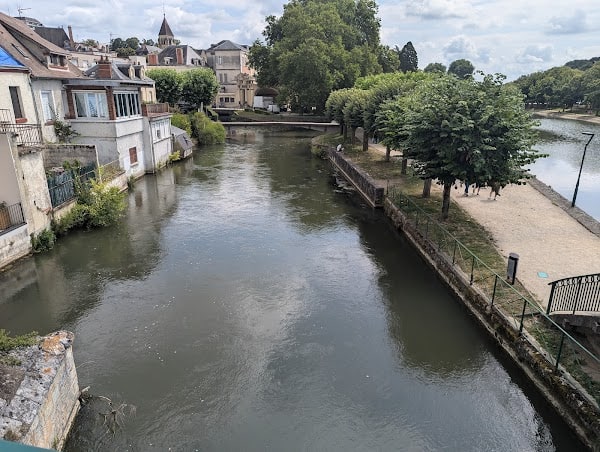 Restaurant Zouzou à Vierzon, France