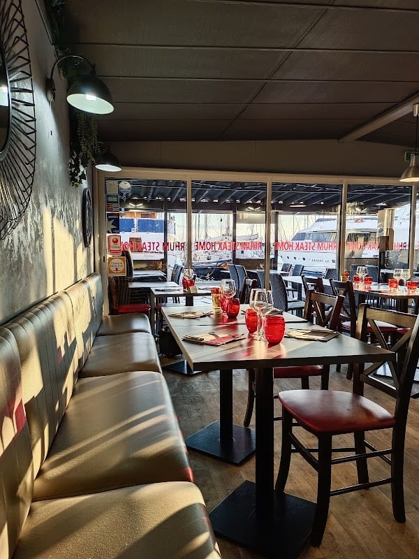 Restaurant Rhum Steak Home à Agde, France