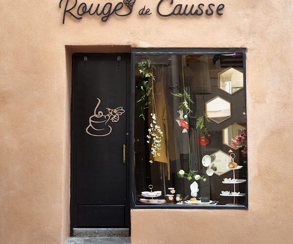 Restaurant Rouges De Causse à Millau, France