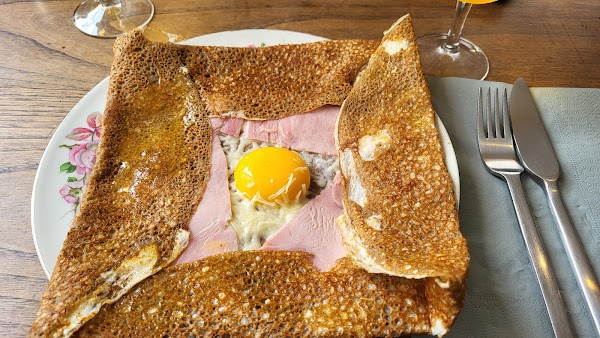 Restaurant SANTEZ ANNA cave à cidre à Concarneau, France