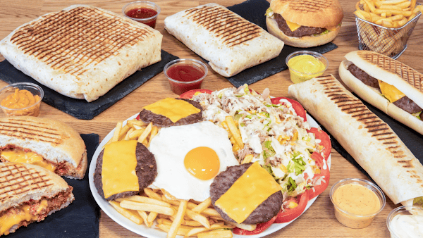 Restaurant Snack Le Sun 7 à Saint-Priest, France