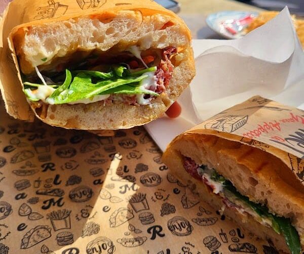 Restaurant Spuntino Focaccia Bar à Uzès, France