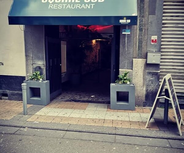 Restaurant Square Sud à Charleroi, Belgique
