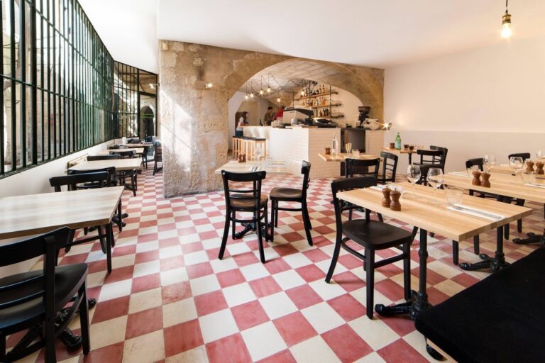 Restaurant TEN à Uzès, France — photo 1