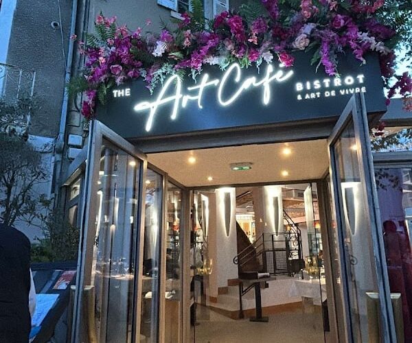 Restaurant THE ART CAFE à Romans-sur-Isère, France