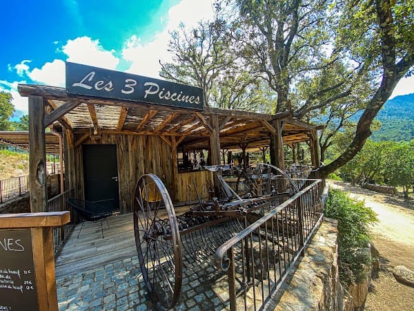 Restaurant The three pools à Porto-Vecchio, France