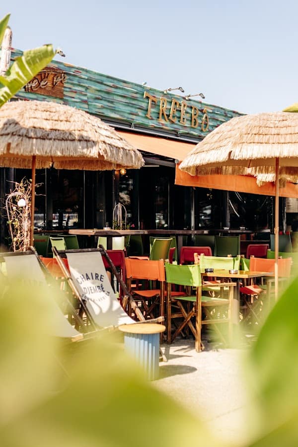 Restaurant Tree Bô à Saint-Laurent-du-Var, France