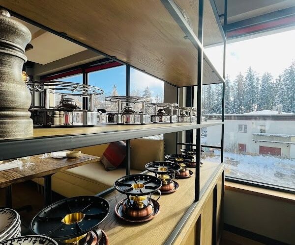 Twin Peaks Restaurant à Crans-Montana, Suisse