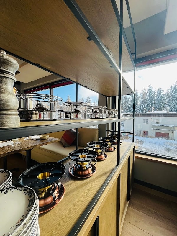 Twin Peaks Restaurant à Crans-Montana, Suisse