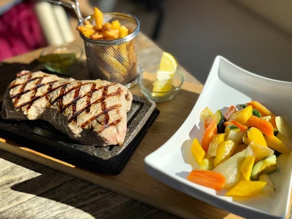 Twin Peaks Restaurant à Crans-Montana, Suisse