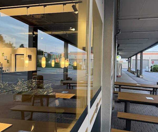 Restaurant Twinz Burgers à Junglinster, Luxembourg