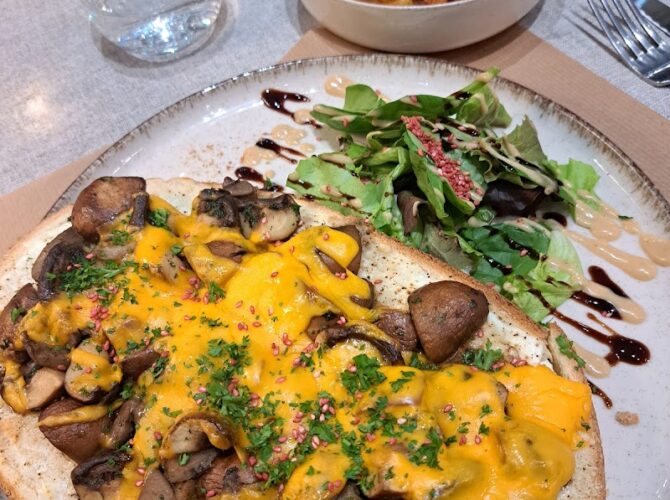 Restaurant Un Air de Famille à Cambrai, France